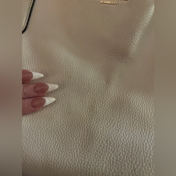 Coach Ava chain tote lovingly used - Picture 4 of 10